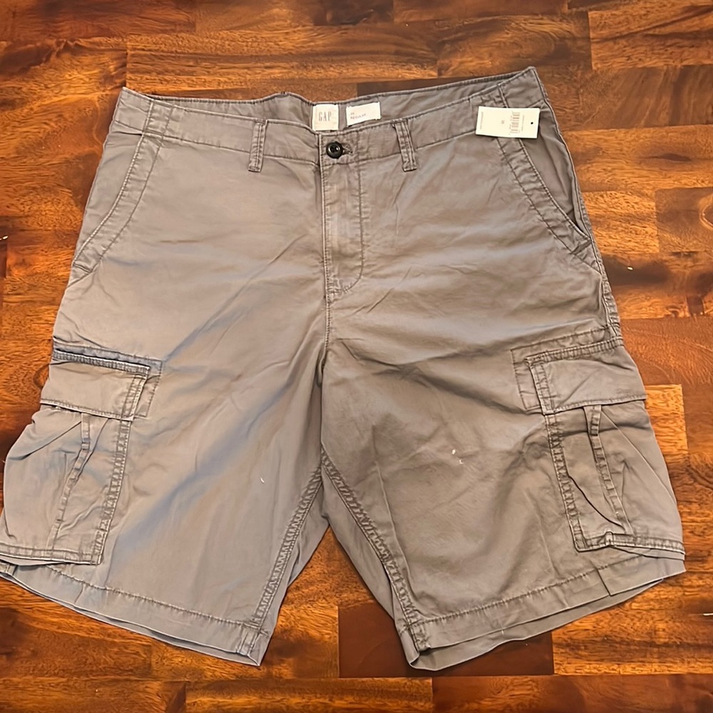 Gap men’s cargo shorts